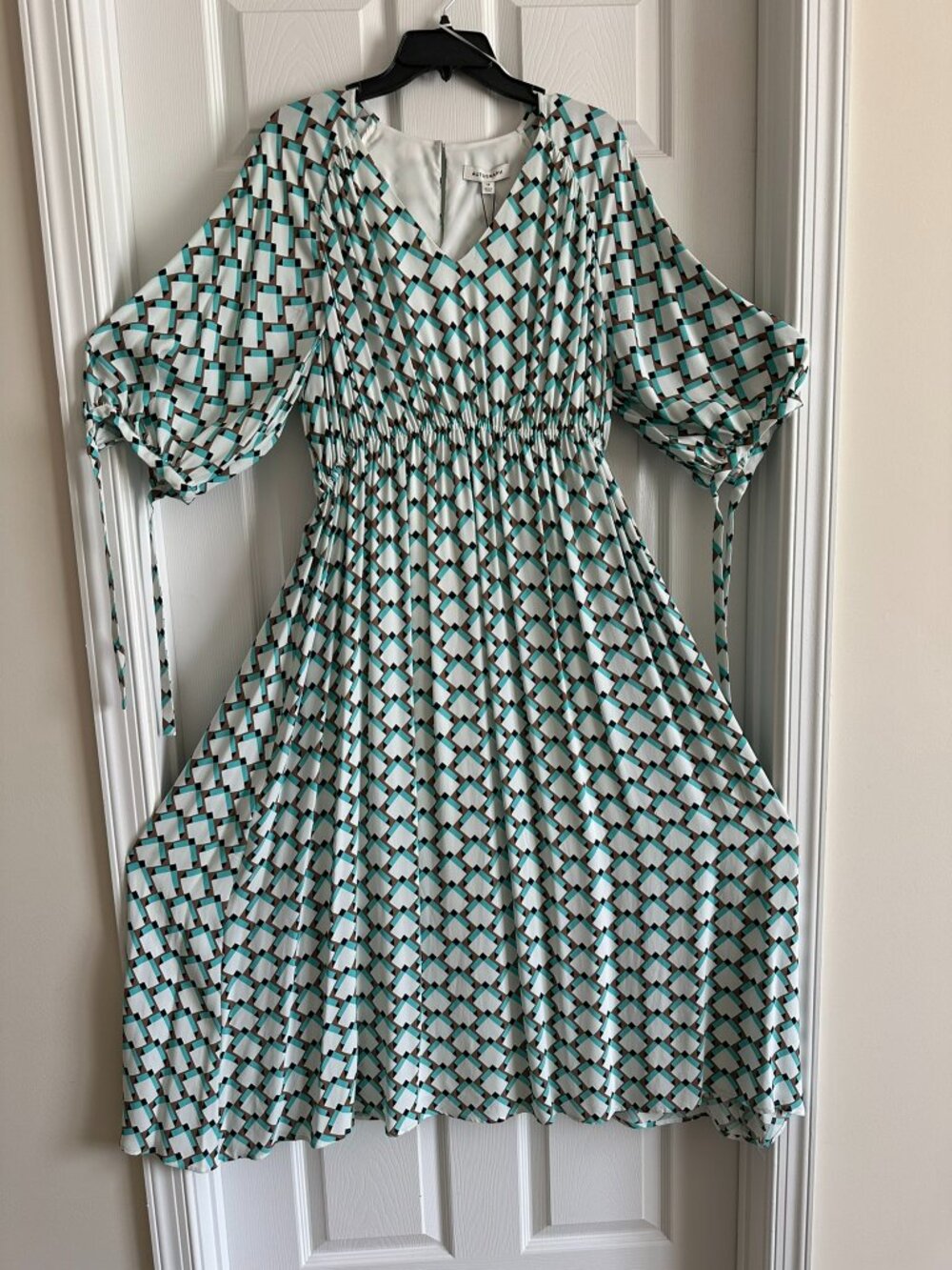 Geometric print dress